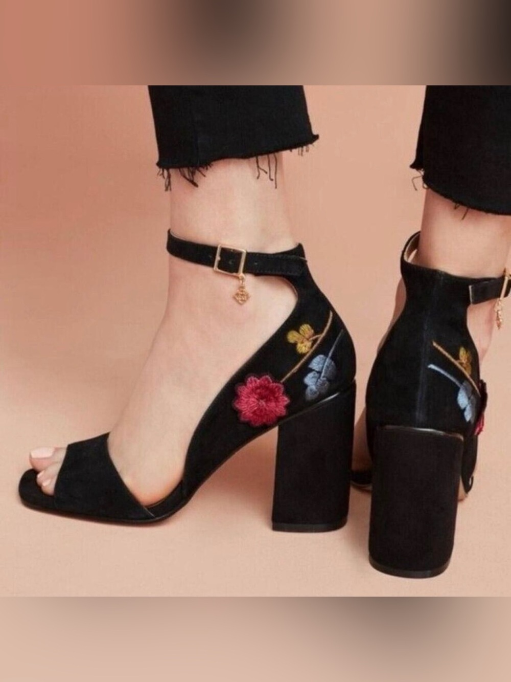 Nanette Lepore Martina Size 10 Black Floral Embroidery Mary Jane Block 4” Heels
